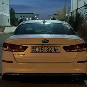 Kia Optima 2020