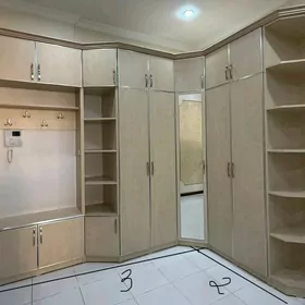 Угловой шкаф-прихожая (МДВ)