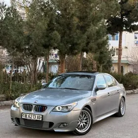 BMW M5 2004