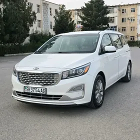 Kia Sedona 2020