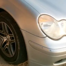 Mercedes-Benz C-Class 2003