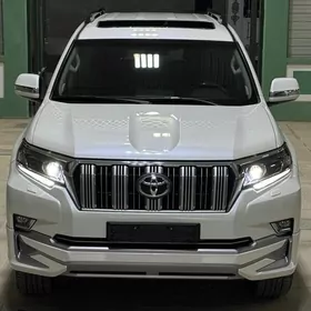 Toyota Land Cruiser Prado 2023