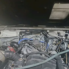 Mitsubishi Pajero 1995