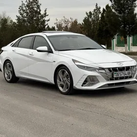 Hyundai Elantra 2023