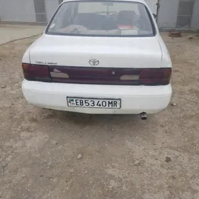 Toyota Sprinter 1994