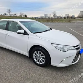 Toyota Camry 2017