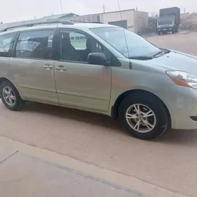 Toyota Sienna 2009