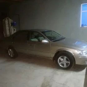 Toyota Camry 1999