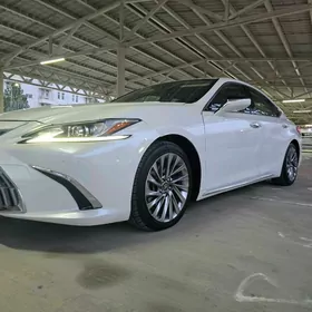 Lexus ES 350 2021