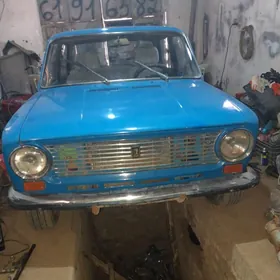 Lada 2104 1980
