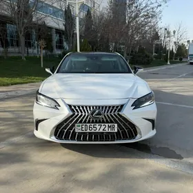 Lexus ES 350 2020