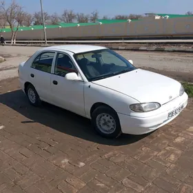 Hyundai Accent 1996