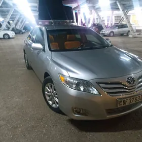 Toyota Camry 2011