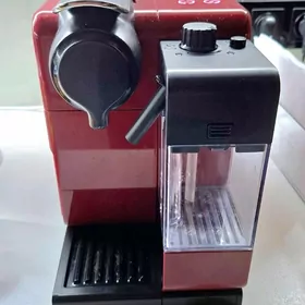 Delonghi капсульная кофемашина