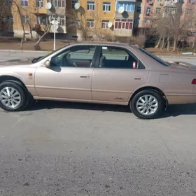 Toyota Camry 1998