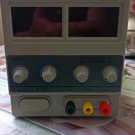 блок питания лабораторный