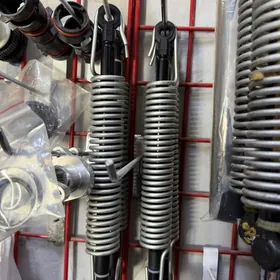 Амортизатор Багажника BMW E60