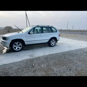 Volkswagen Touareg 2003