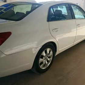 Toyota Avalon 2005
