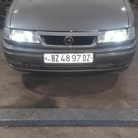Opel Vectra 1992