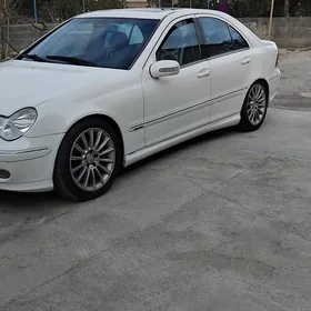 Mercedes-Benz 230E 2005