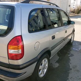 Opel Zafira 2001