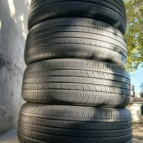 235 55 20 Goodyear 4ştuk