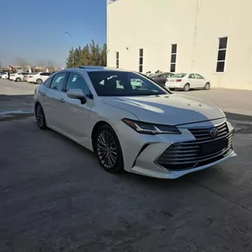 Toyota Avalon 2020