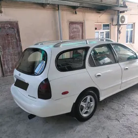 Hyundai Elantra 2000