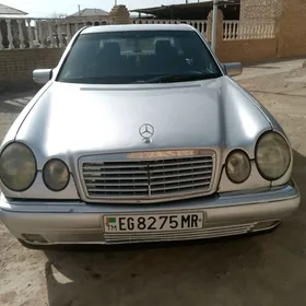 Mercedes-Benz E320 1996
