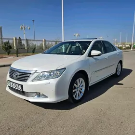 Toyota Camry 2013