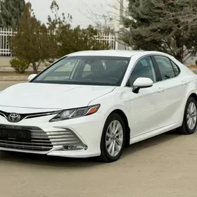 Toyota Camry 2022