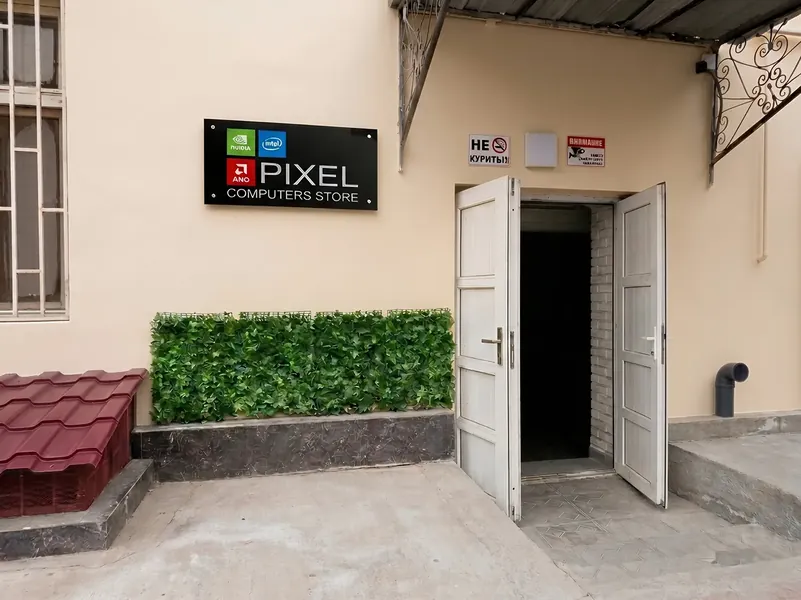 PIXEL COMPUTERS STORE Gallery 8