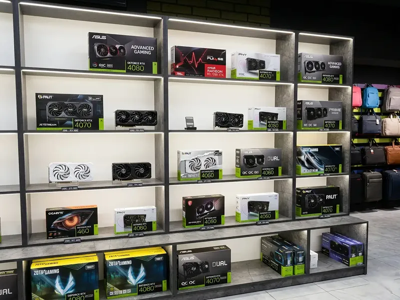 PIXEL COMPUTERS STORE Gallery 10