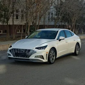 Hyundai Sonata 2020