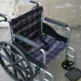 инвалидная коляска
