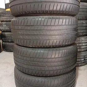 235 45 18 BRIDGESTONE