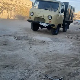 UAZ 2206 1981