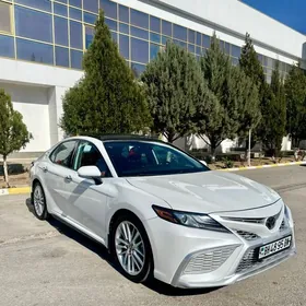 Toyota Camry 2022