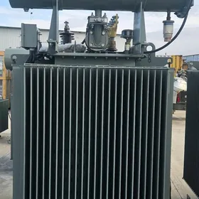 Transformator Трансфлрматор