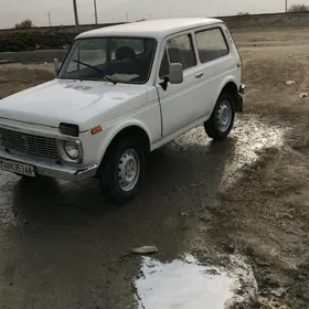 Lada Niva 1988