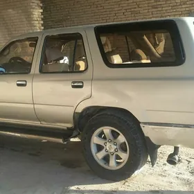 Toyota 4Runner 1995