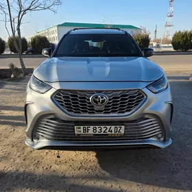 Toyota Highlander 2022