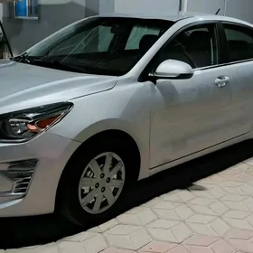 Kia Rio 2021