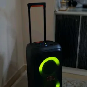 JBL PARTY BOX 320  prokad