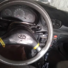 Hyundai Accent 1995