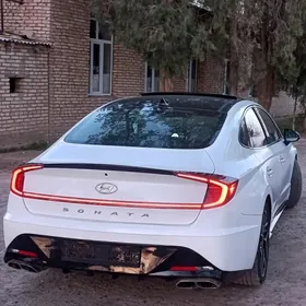 Hyundai Sonata 2022