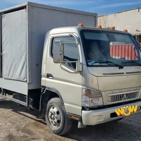 Mitsubishi Fuso 2010
