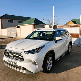 Toyota Highlander 2020