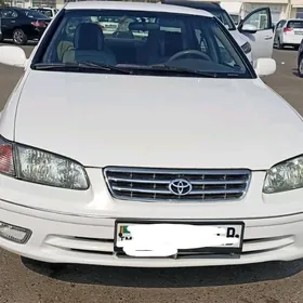 Toyota Camry 1998